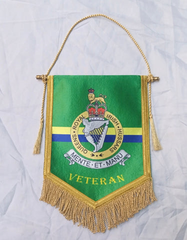 Queens Royal Irish Hussars Veteran ( QRIH-V/P ) Colours Pendant