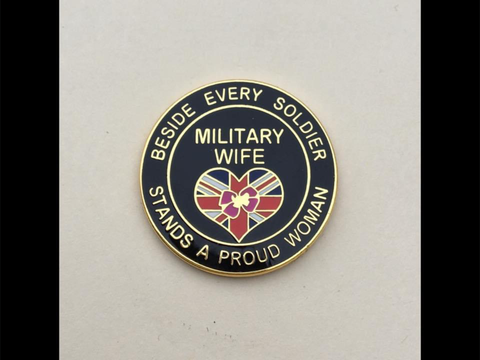 Military Wife Soldier ( MWSOLD ) Lapel Badge 25mm
